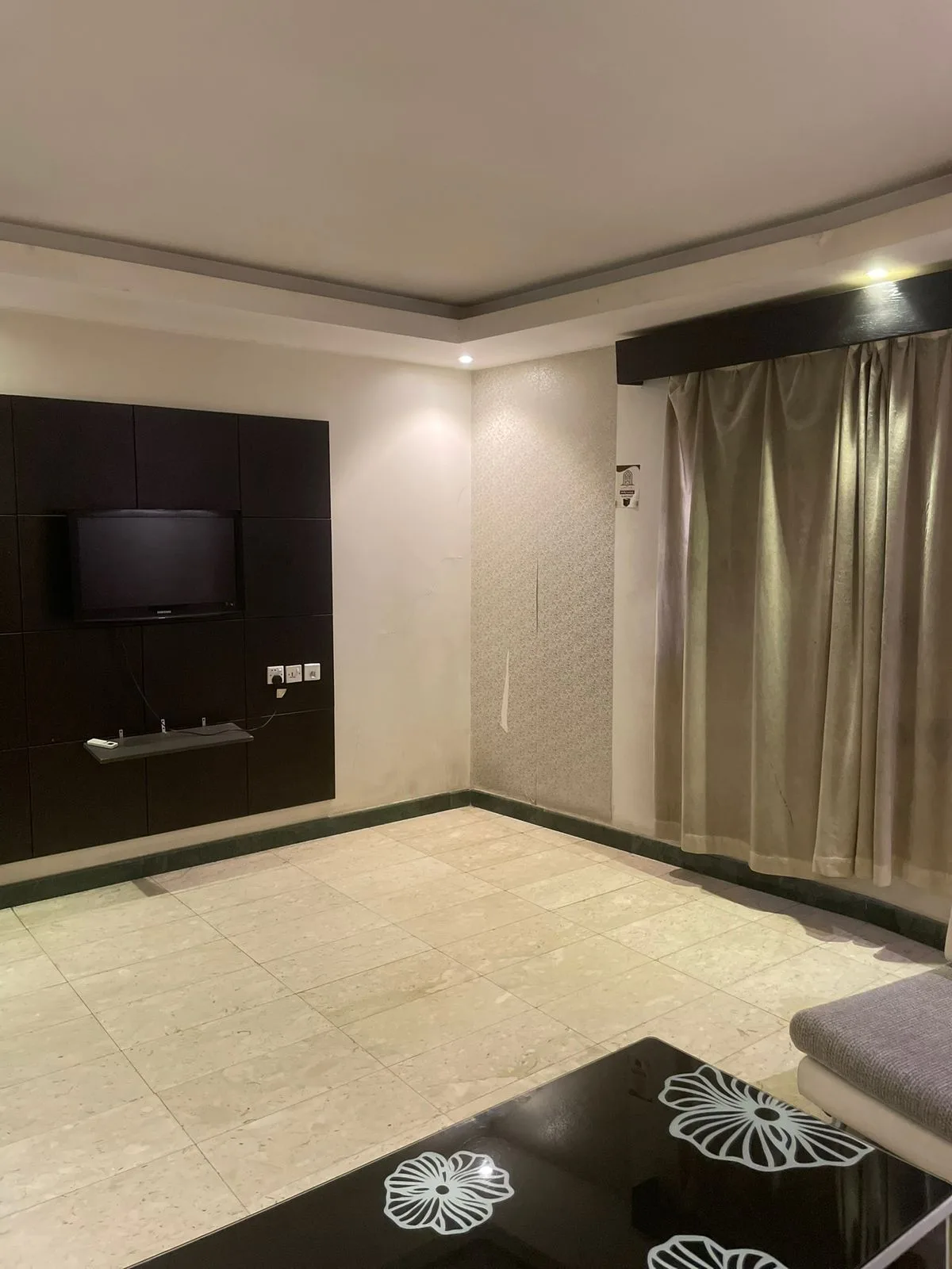 Room, Hall, Bathroom and Kitchen — 4