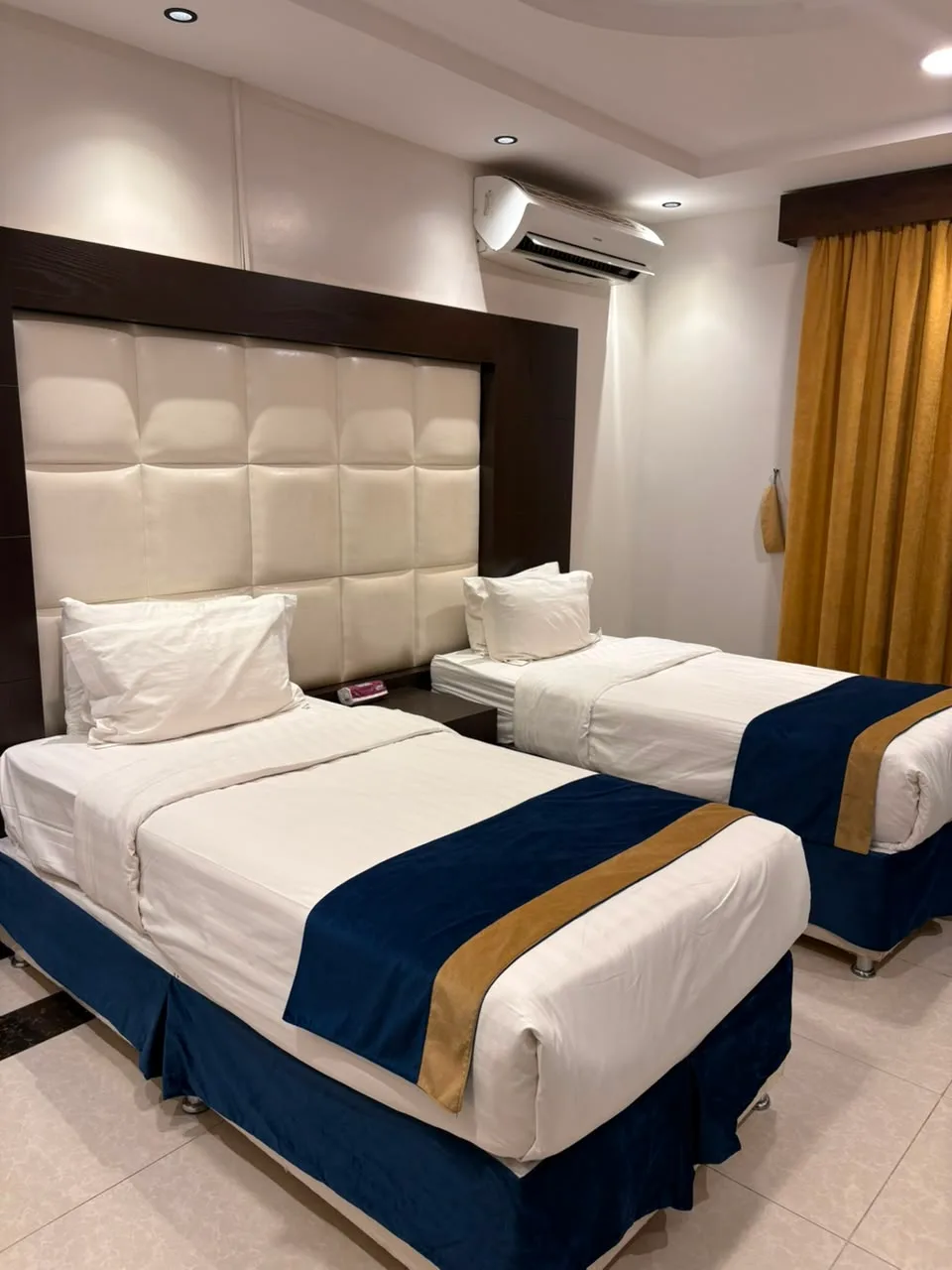 রুম, হল, বাথরুম এবং রান্নাঘর — 4