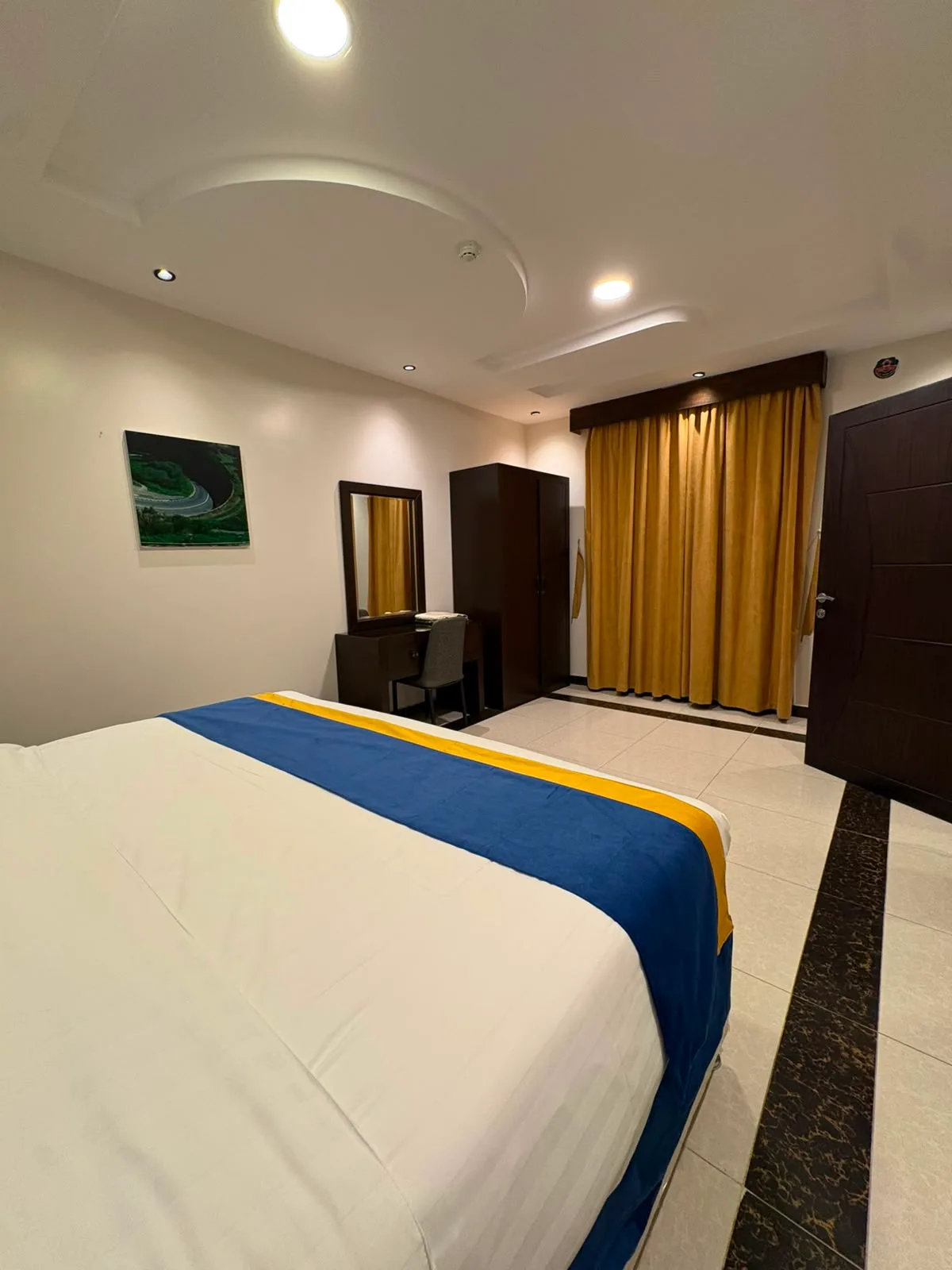 রুম, হল, বাথরুম এবং রান্নাঘর — 5